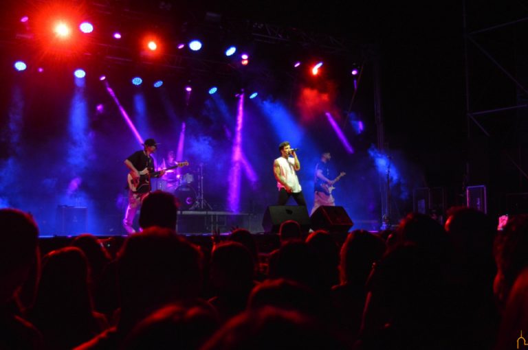 4.000 personas han vibrado este fin de semana con los Conciertos de la Diputación en Pozuelo de Calatrava y Arenas de San Juan