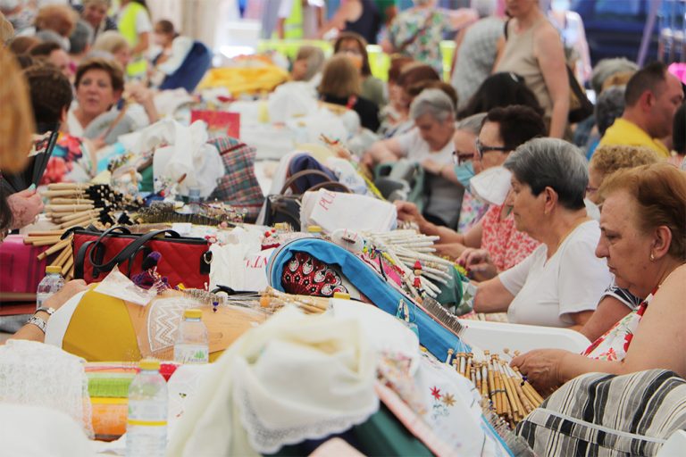 Recuperado el Encuentro de Encajeras de Argamasilla de Calatrava, al que concurrieron participantes de trece poblaciones￼