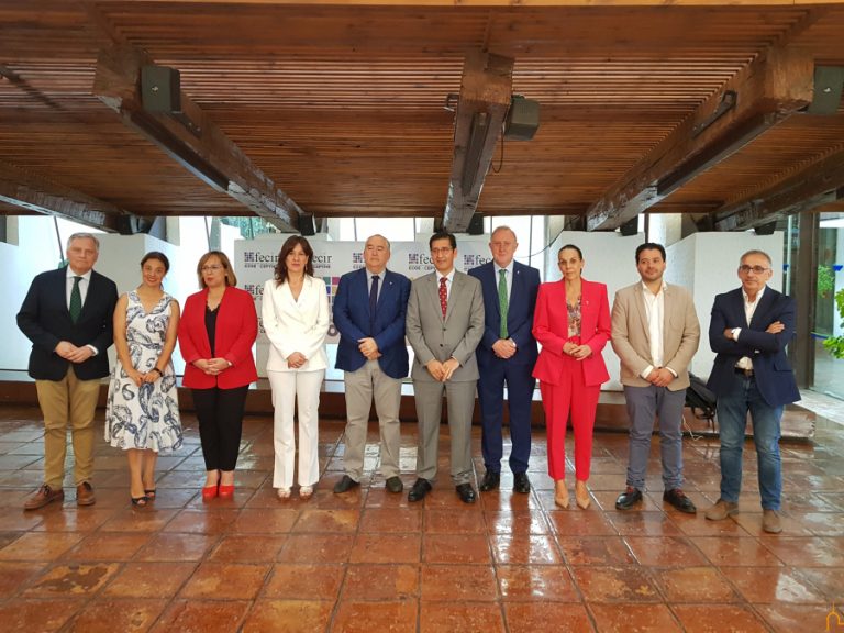 Caballero reconoce el coraje de los empresarios de la provincia: «En tiempos difíciles han mantenido sus negocios y han creado empleo»