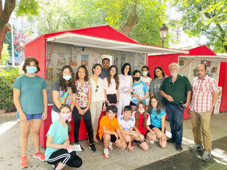 Puertollano: Premio para el mejor cartel anunciador de la Feria del Libro 2022