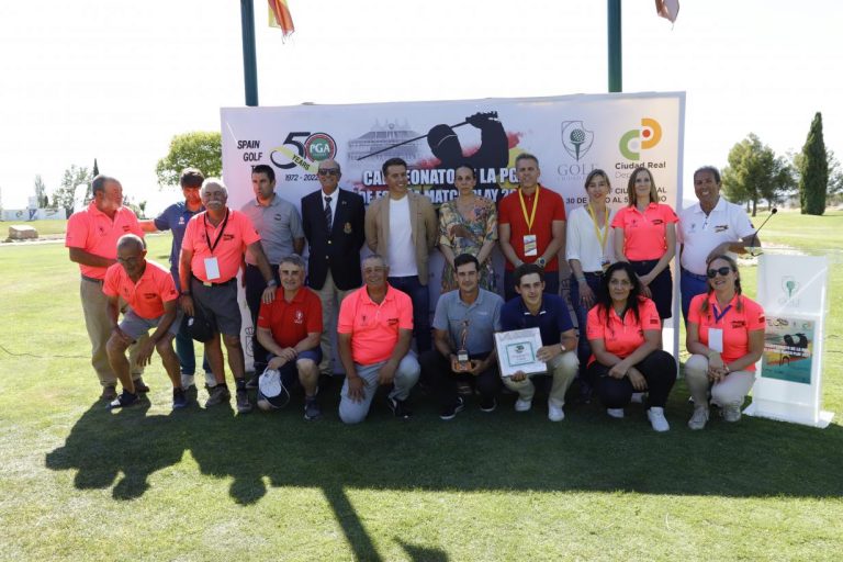 El Gobierno regional destaca su compromiso con el golf a través de unas jornadas de promoción que han reunido a más de 1.000 alumnos y alumnas