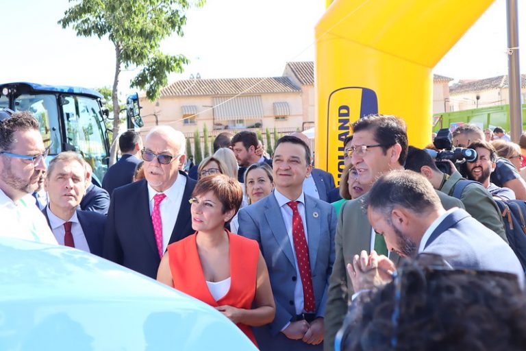 Isabel Rodríguez: “El compromiso del Gobierno con el sector agroalimentario se demuestra con hechos y con el BOE, no con fotos”