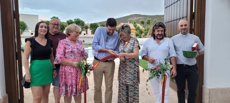 Inaugurada la nueva piscina municipal de Puerto Lápice