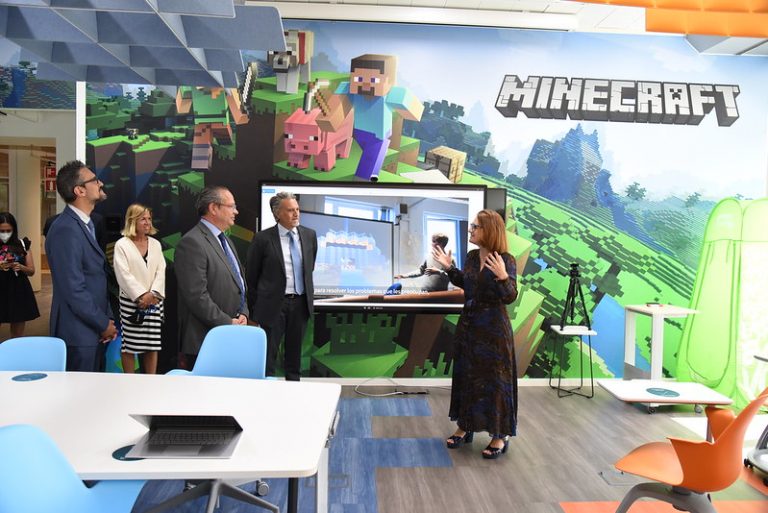 El Gobierno de Castilla-La Mancha firma un acuerdo con Microsoft para su incorporación al Centro Regional de Innovación Digital