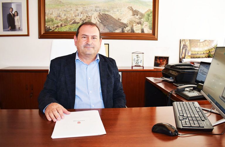 El alcalde situará a Puertollano en el Senado como un referente en seguridad industrial