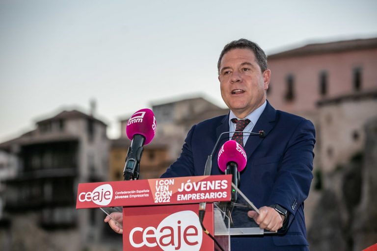 El jefe del Gobierno autonómico preside, en Alemania, la XXIX Sesión Plenaria de la Asociación de Regiones Europeas Vitícolas (AREV)