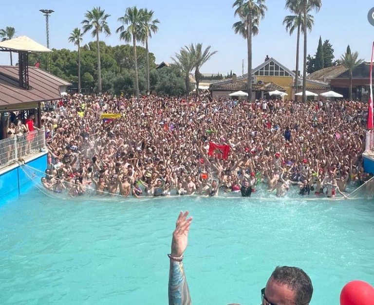 La brutal imagen del Ciudad Real Beach Festival: como sardinas en el Playa Park