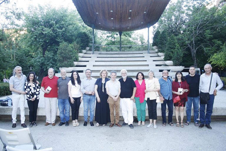 Desde la Concha de la Música, la poesía llenó la Feria del Libro de Puertollano
