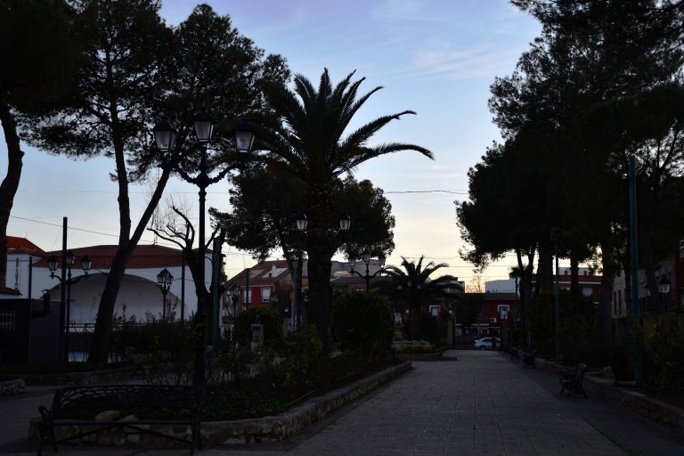 PSOE: “Pozuelo de Calatrava necesita un alcalde que gobierne, no uno que esté en modo vacaciones todo el año”