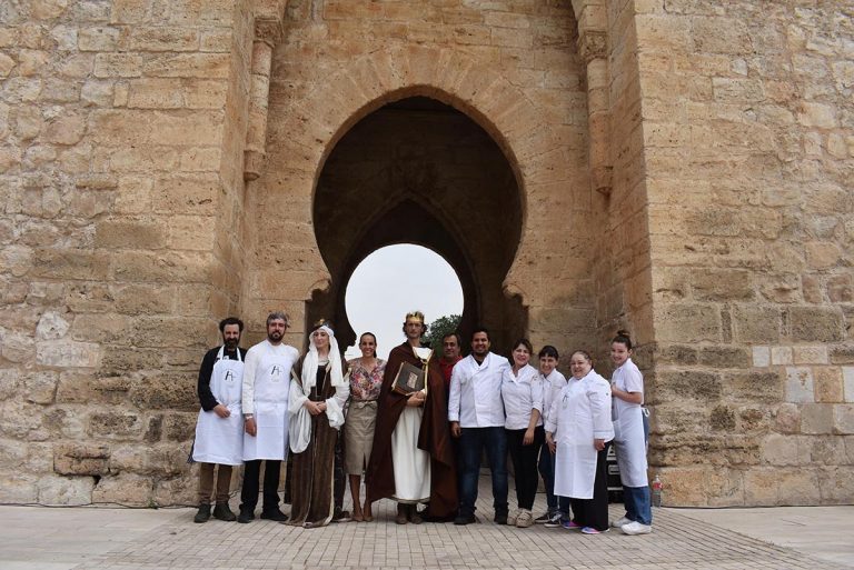 Ciudad Real celebra el Día Mundial de la Tapa con degustación y representación en la Puerta de Toledo