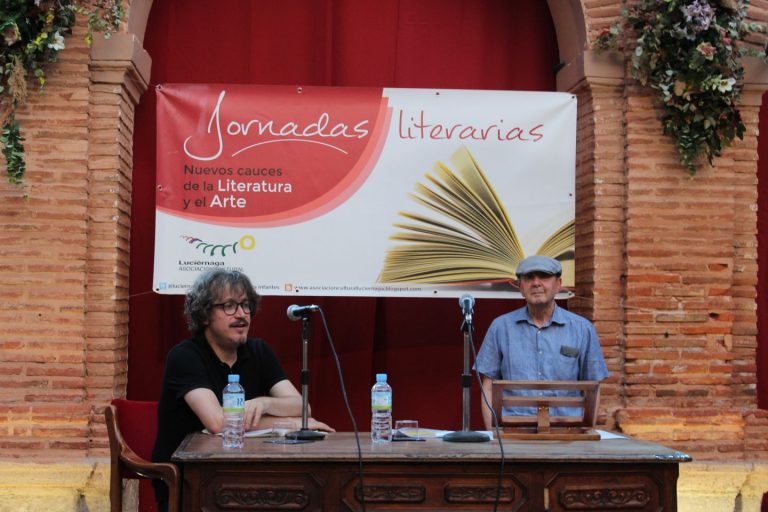 Magistral conferencia de Enrique Gavilán