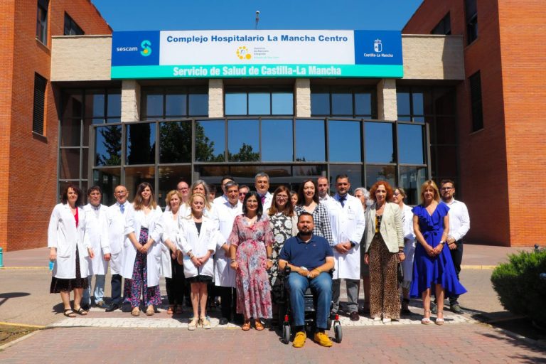 El Gobierno regional destaca los excelentes resultados logrados con el programa de atención integrada de la Unidad de ELA de la Gerencia de Alcázar