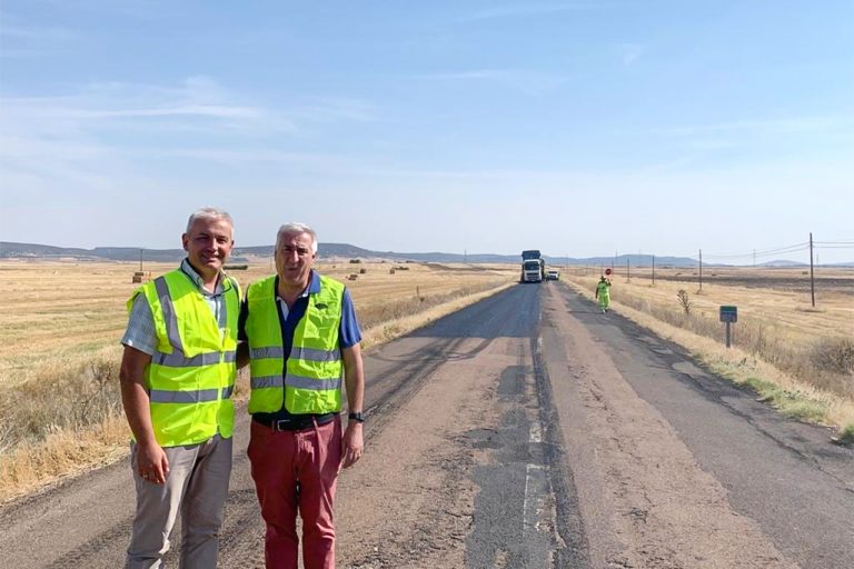 El alcalde de Almodóvar dice del arreglo de la carretera de Villamayor que “después de 15 años, no es lo que esperábamos”