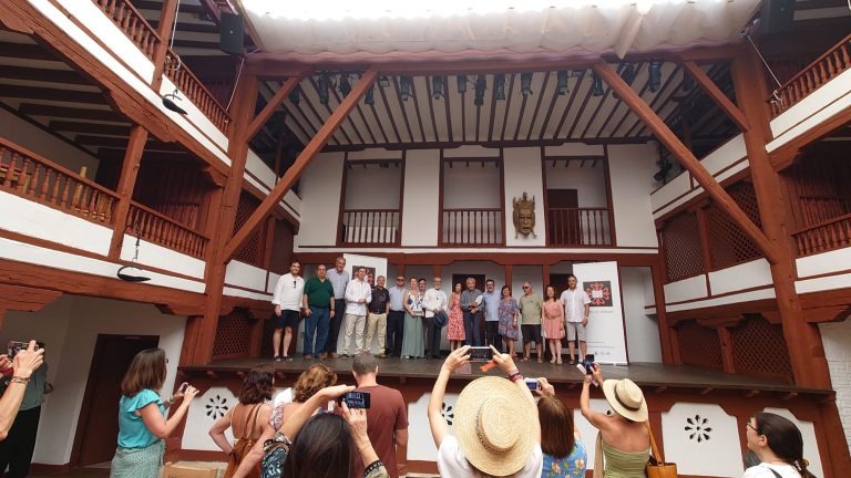 El Ateneo de Almagro recibe al premiado director y productor de cine Jose Luis Matas-Negrete