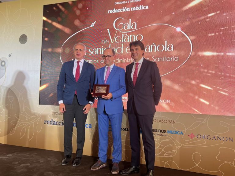 José Antonio Ballesteros, reconocido entre los directivos más destacados de la administración sanitaria española
