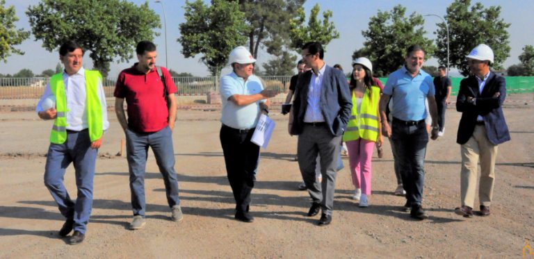 Caballero visita las obras de la tercera fase del pabellón ferial que avanzan a buen ritmo para estar disponibles a partir de enero