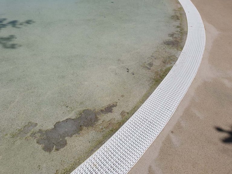 El PP de Carrión denuncia el «estado lamentable» de la piscina municipal