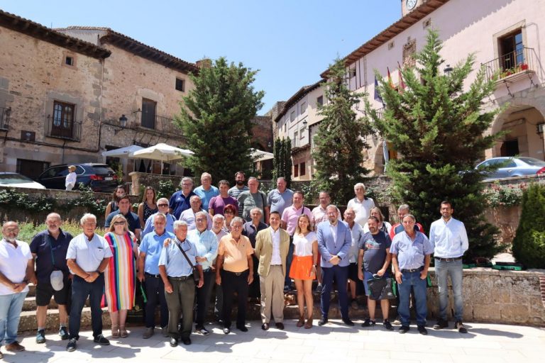 El Gobierno de Castilla-La Mancha impulsa el emprendimiento rural con 100 millones de euros para los Grupos de Desarrollo Rural