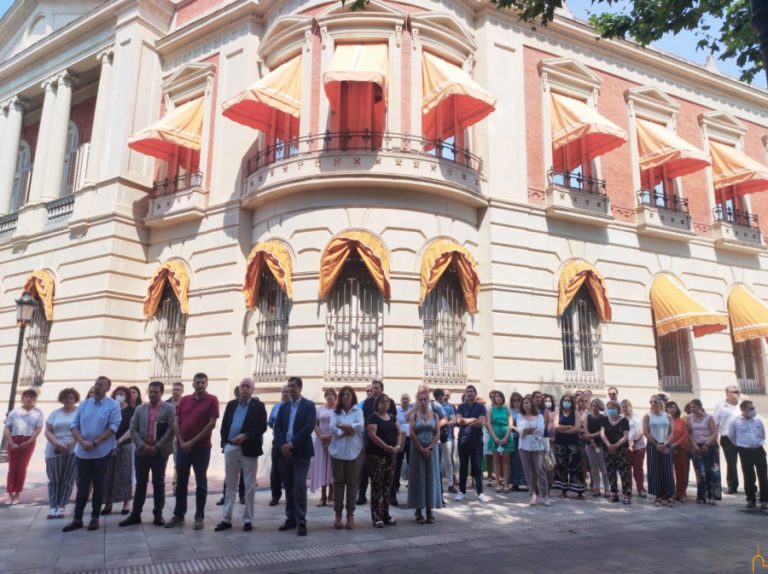 La Diputación de Ciudad Real se suman a los cinco minutos de silencio en memoria de las víctimas del terrorismo
