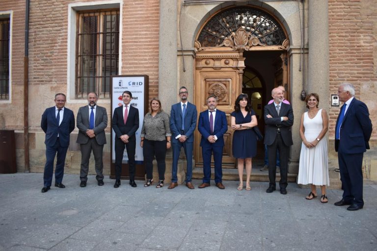 El Gobierno regional destinará más de 20 millones a impulsar el desarrollo tecnológico del personal de la Junta y la capacitación digital de la ciudadanía