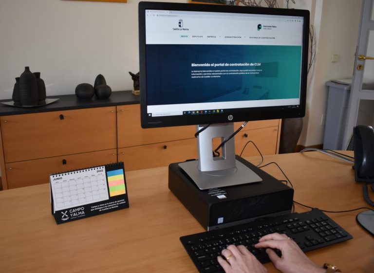 El Gobierno regional pone en marcha un nuevo portal para informar de forma más ágil sobre servicios relacionados con la contratación pública