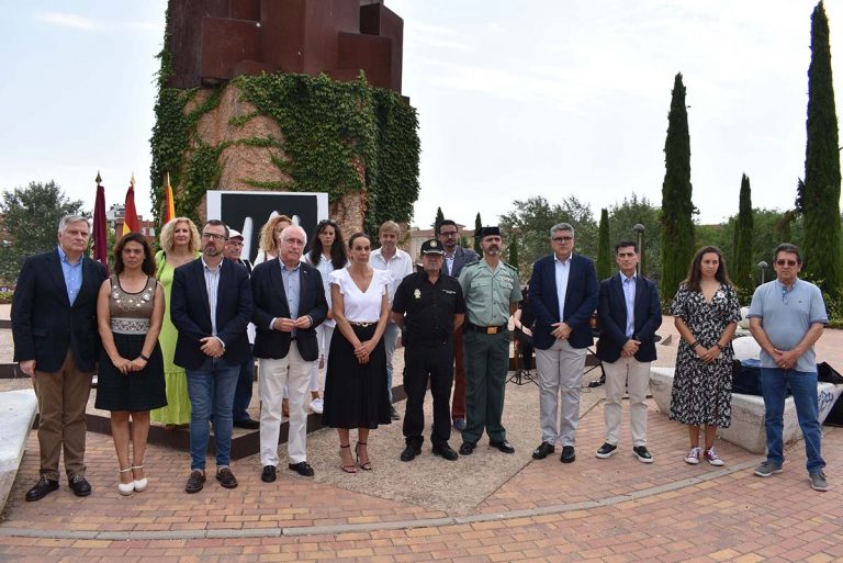 Ciudad Real se suma al homenaje a las víctimas del terrorismo en el 25 aniversario del asesinato de Miguel Ángel Blanco