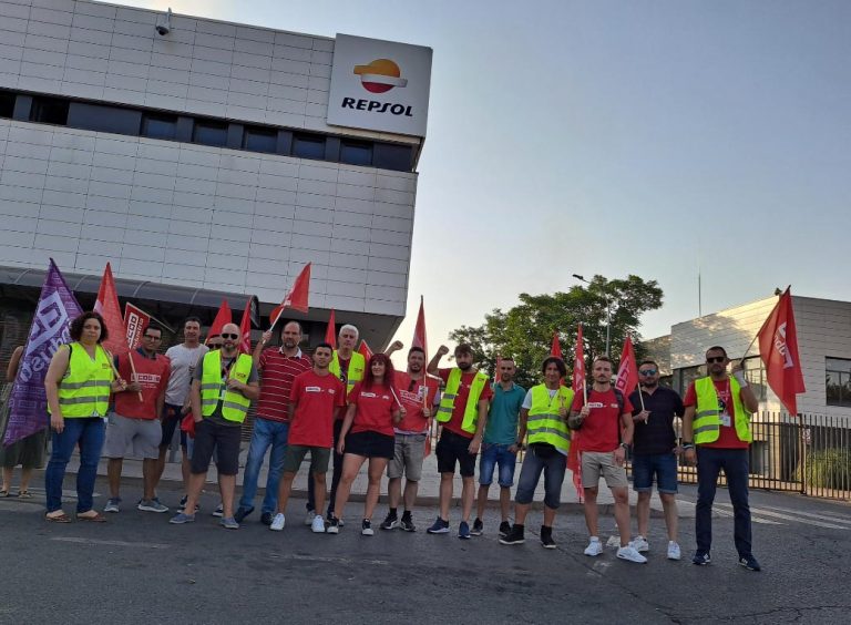 Los sindicatos desconvocan la huelga en Repsol tras un preacuerdo por el poder adquisitivo de los salarios