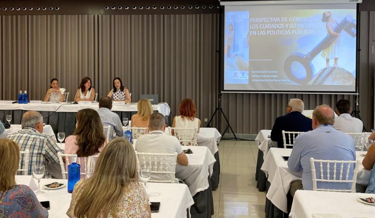 El Gobierno de Castilla-La Mancha impulsa lazos y sinergias con los ayuntamientos para mejorar aún más el éxito del Plan Corresponsables