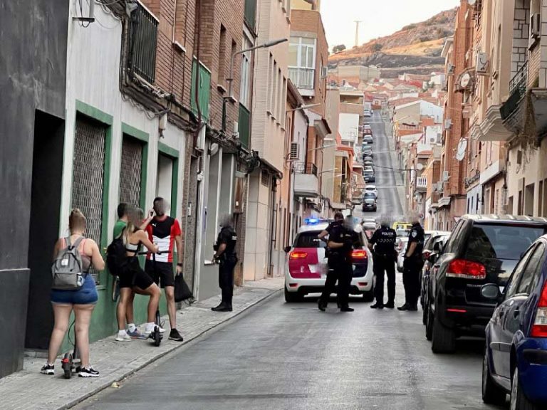 Puertollano: Despliegue policial por la conducta agresiva de un individuo