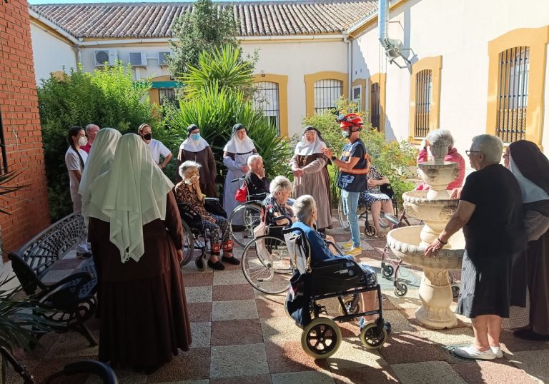 Puertollano: Un simulacro pone a punto en seguridad a la Residencia de las Hermanas de la Cruz