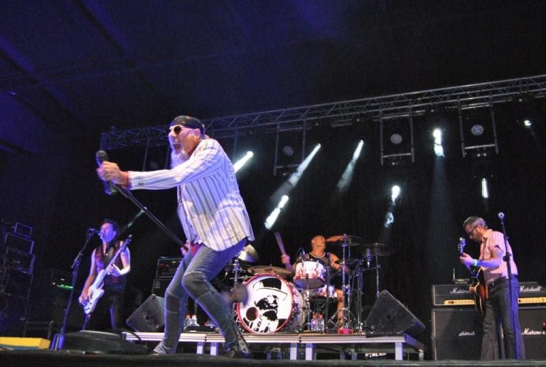 El choorock de Corral de Calatrava  recuperó el buen rollo de antes de la pandemia