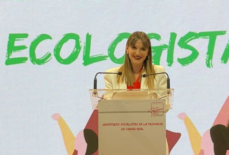 Juventudes Socialistas de la provincia de Ciudad Real valora positivamente el descuento en los abonos AVANT, del Gobierno de España, que beneficia a jóvenes estudiantes y trabajadores