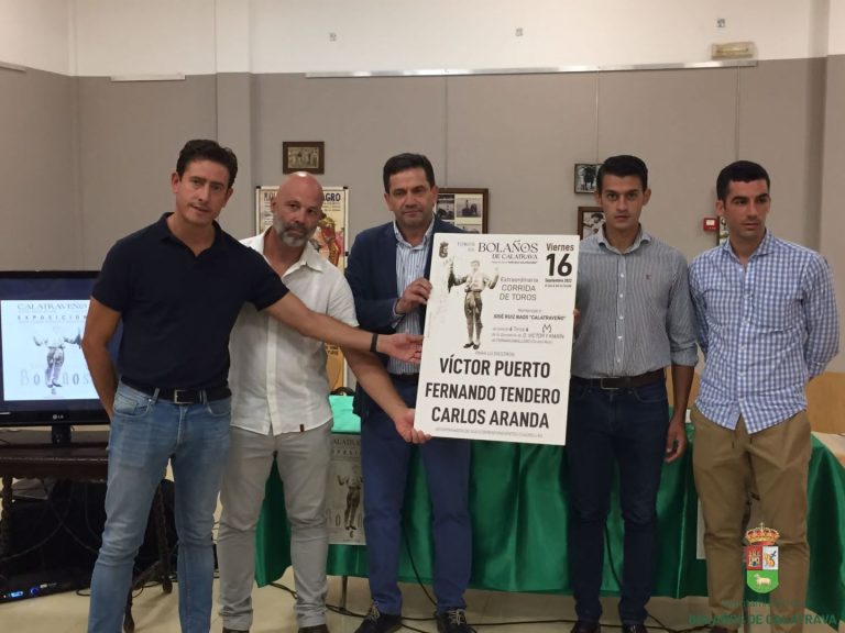Bolaños acoge una exposición de homenaje póstumo a ‘Calatraveño’ que se inauguró con presencia de la Corporación Municipal, familiares, aficionados y toreros