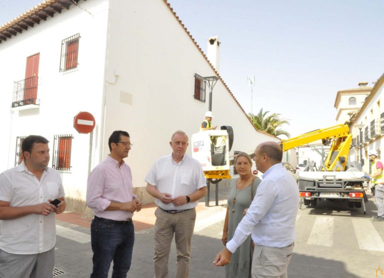 Caballero anuncia que la Diputación cumplirá con sus obligaciones y pide que la respuesta a la crisis energética y climática que sea un “reto de país»