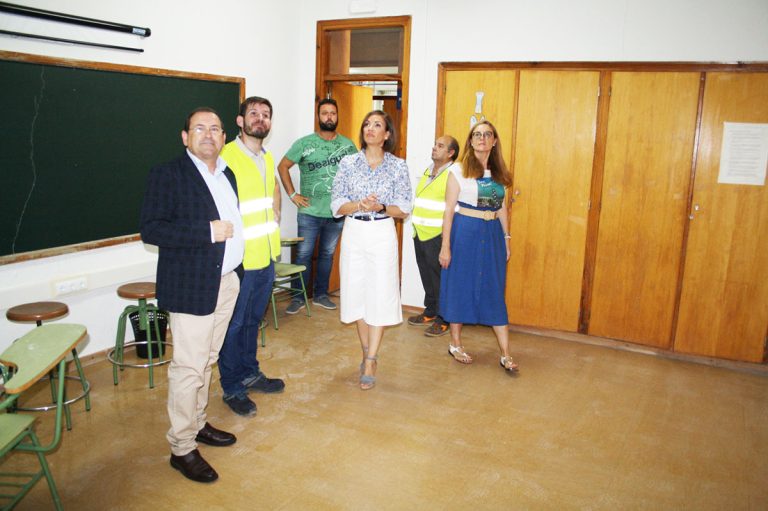 Puertollano: El nuevo Centro de Asociaciones y la mejora de la pista deportiva revitalizarán la barriada de El Abulagar