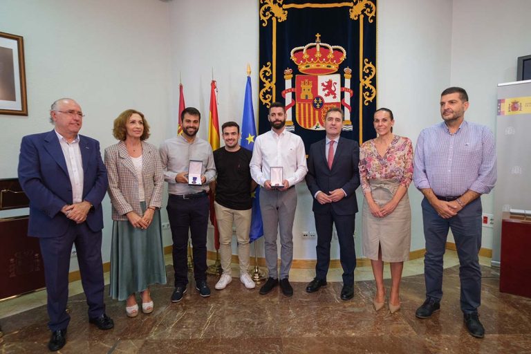 Ciudad Real: Jesús Alberto Palacios y Alejandro Fernández-Yáñez reciben las medallas por sus heroicas actuaciones