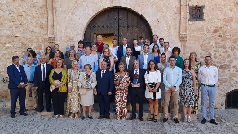 El Gobierno de Castilla-La Mancha felicita a los galardonados en la Gala de Premios de la asociación cultural “Burleta” de Campo de Criptana