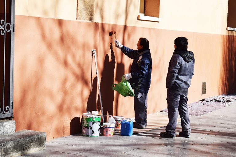 Puertollano: Fuerte sanción por realizar pintadas en las paredes de la Casa de Baños
