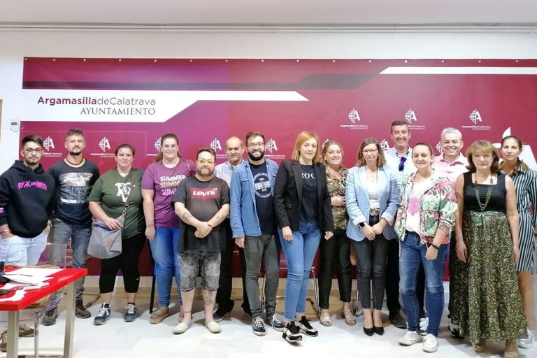 Una veintena de inscritos en Argamasilla de Calatrava para el taller sobre ‘Identidad digital y administración electrónica’