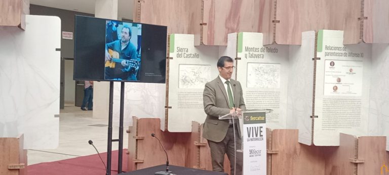 El presidente de la Diputación anuncia la convocatoria de un premio ‘Patxi Andión’ dedicado a reconocer los méritos de personas y entidades en el ámbito cinegético