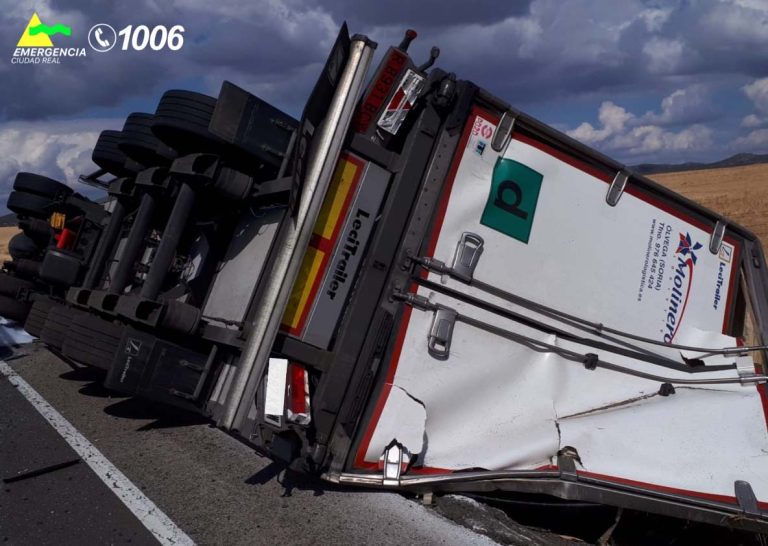 Puertollano: Vuelco de camión en la N-420