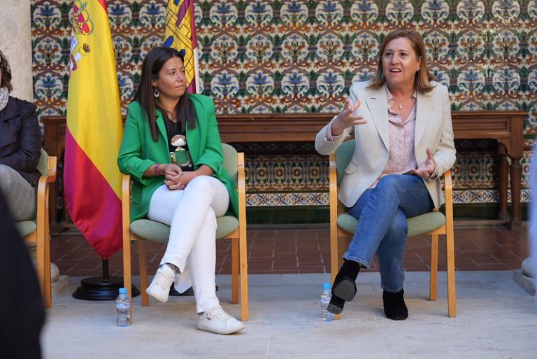 El Gobierno regional reduce a más de la mitad los casos de acoso y ciberacoso en el ámbito educativo con programas de sensibilización e intervención
