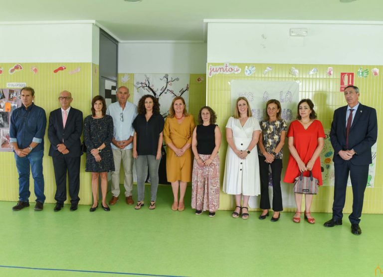 La Diputación ha gestionado más de 3.200.000 euros para eficiencia energética en colegios de la provincia a través del IDAE