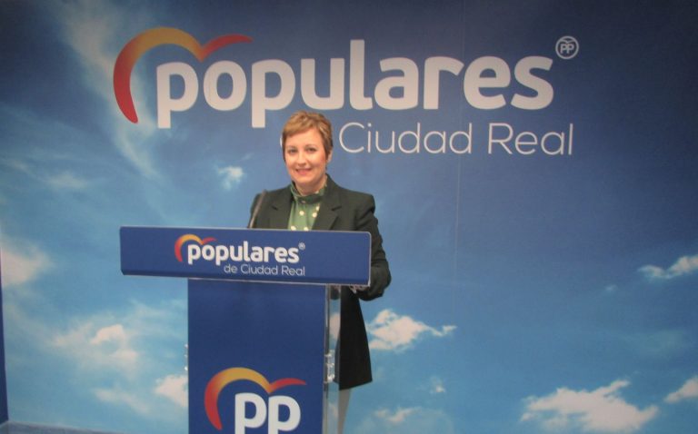 González  : “Si Page persiste en que sus diputados apoyen los Presupuestos de  Sánchez estará traicionando a Castilla-La Mancha y será cómplice de  los pactos con separatistas y proetarras”