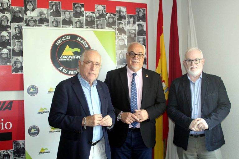 La Junta y el SCIS dan un empujón al proyecto de construcción del nuevo parque de bomberos de Ciudad Real