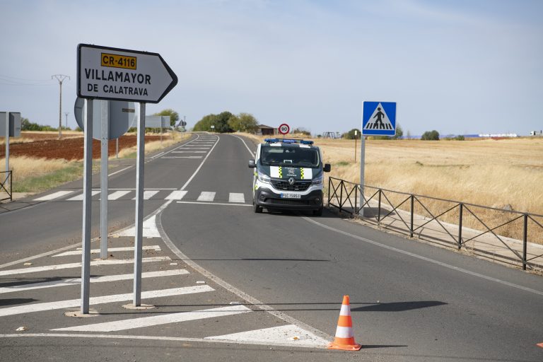 IU de Argamasilla de Calatrava muestra sus condolencias con las familias de los afectados por el tiroteo del pasado miércoles
