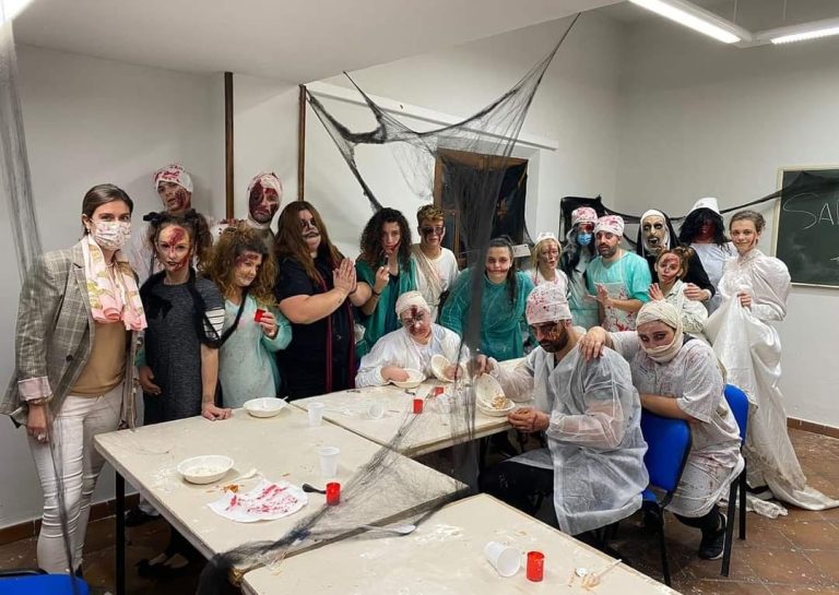 El circo de los horrores llega  a Almodóvar del Campo