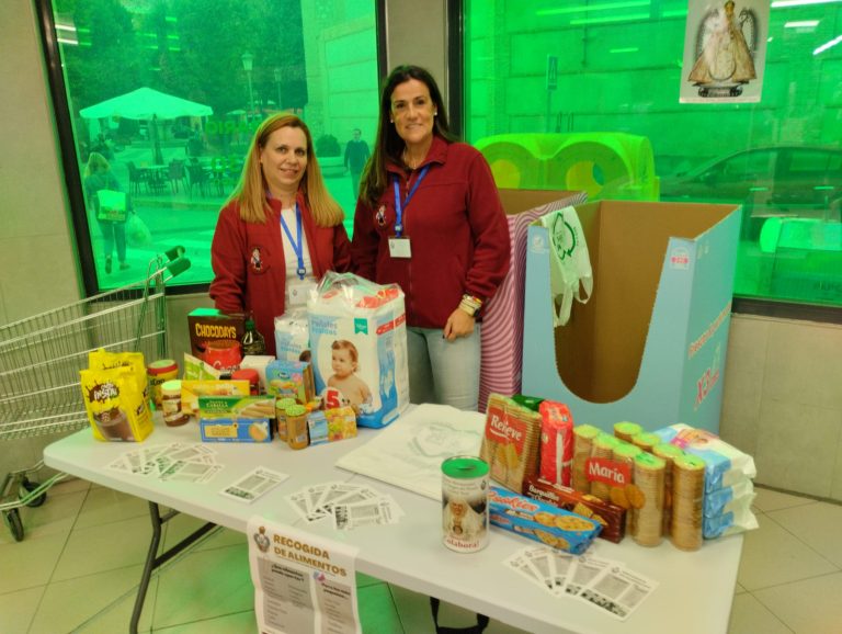 Ciudad Real: Récord solidario en la campaña de la Hermandad de Nuestra Señora del Prado, que recoge más de 10.000 kilos de alimentos y artículos