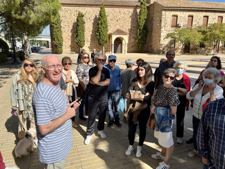 Puertollano: Vecinos de la calle Ancha convocan una reunión este martes para abordar la tala de árboles