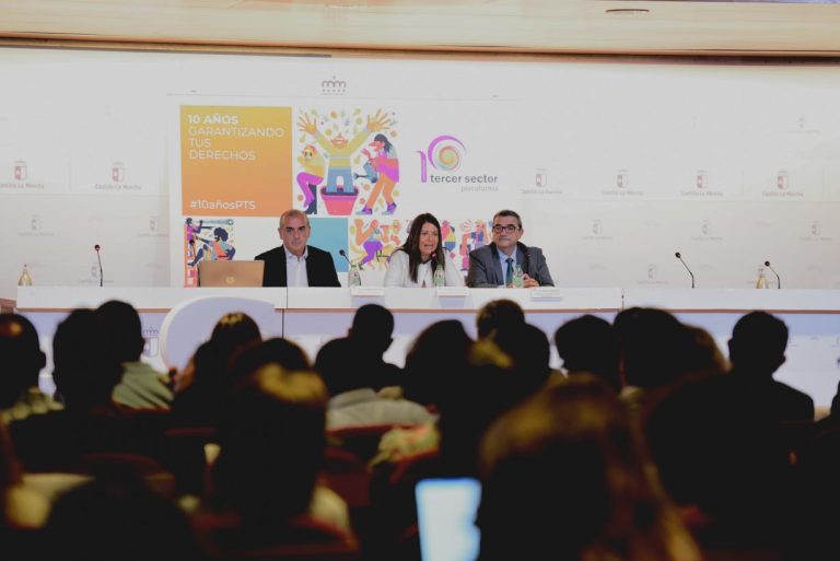 El Gobierno regional financia las estructuras de la Mesa del Tercer Sector Social con 460.000 euros en los Presupuestos para 2023